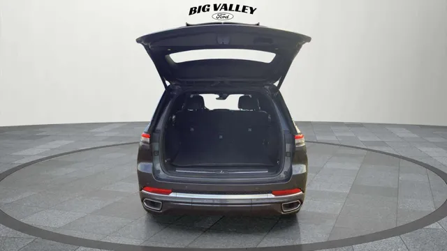 2022 Jeep Grand Cherokee Summit - Photo 16