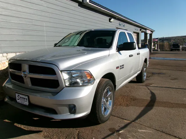 2017 RAM 1500 Express 4x4 Quad Cab 6'4's photo