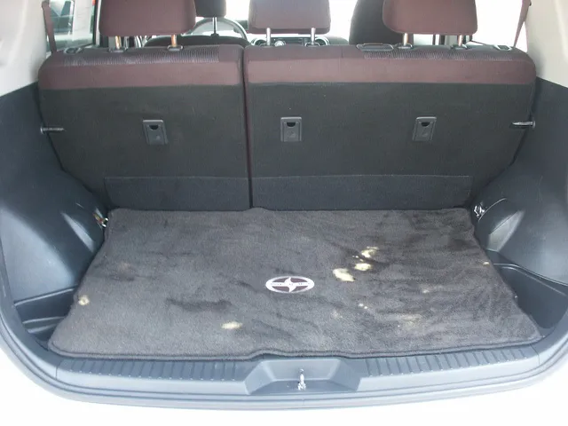 2011 Scion xB photo 7