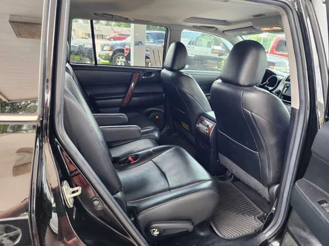 2013 Toyota Highlander Base Hybrid photo 13