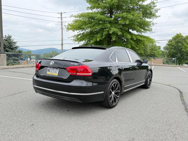 2013 Volkswagen Passat 2.0L TDI SEL Premium