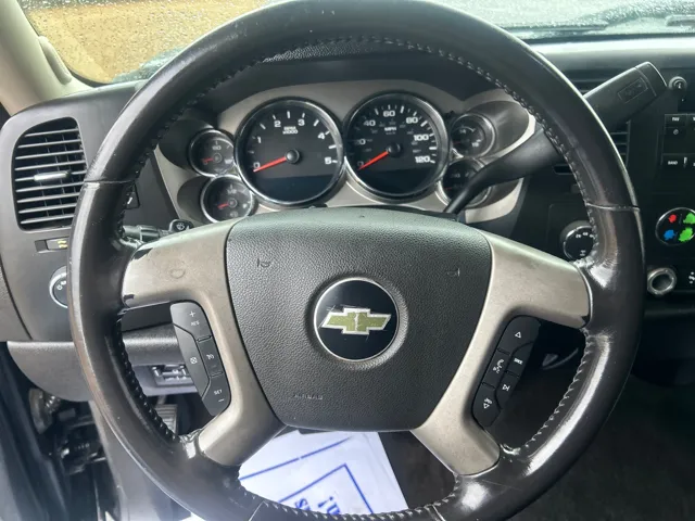 2012 Chevrolet Silverado 3500HD LT - Photo 11