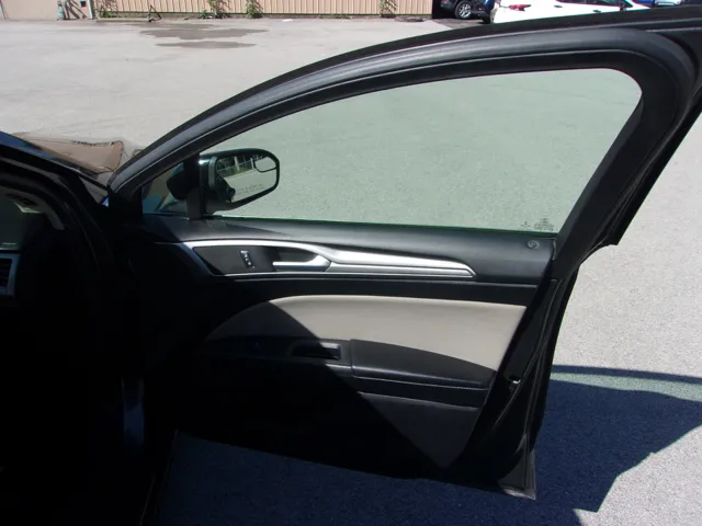 2018 Ford Fusion S - Photo 20