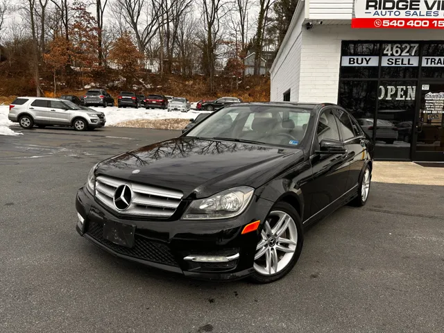 2013 Mercedes-Benz C-Class's photo