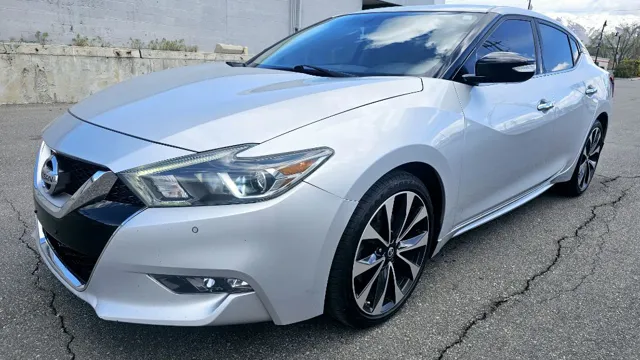 2016 Nissan Maxima