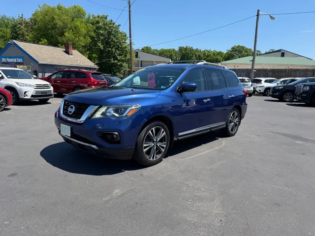2017 Nissan Pathfinder Platinum