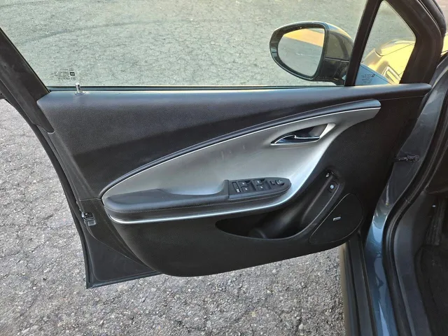 2011 Chevrolet Volt Base - Photo 20