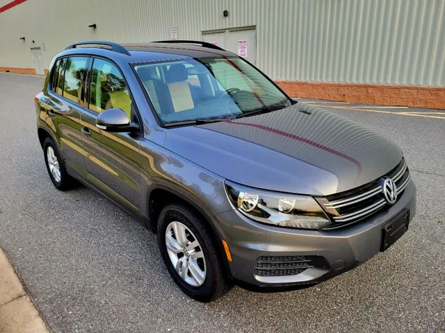 2016 Volkswagen Tiguan S - Photo 8
