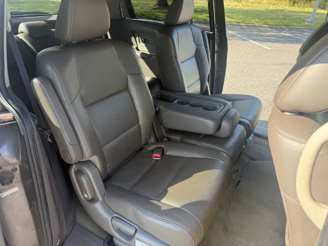 2015 Honda Odyssey EX-L - Photo 11