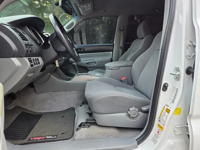 2011 Toyota Tacoma Base - Photo 9