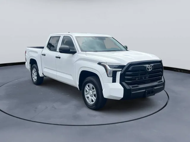 2025 Toyota Tundra SR - Photo 2