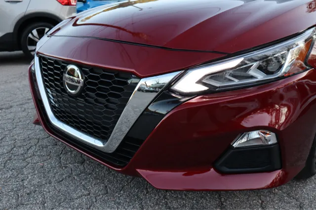 2022 Nissan Altima SV - Photo 7