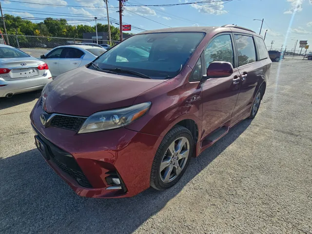 2018 Toyota Sienna
