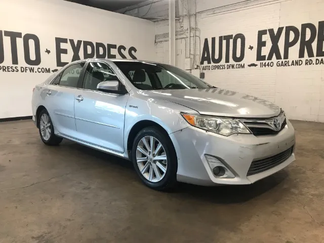2012 Toyota Camry LE Hybrid