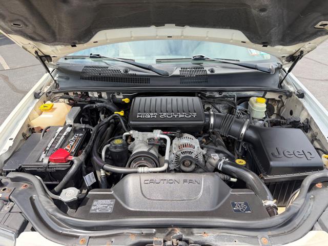 2004 Jeep Grand Cherokee Laredo 4WD