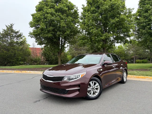 2018 Kia Optima LX AT's photo