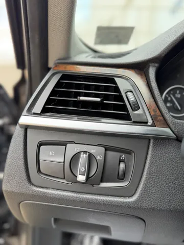 2014 BMW 3 Series 328i - Photo 19