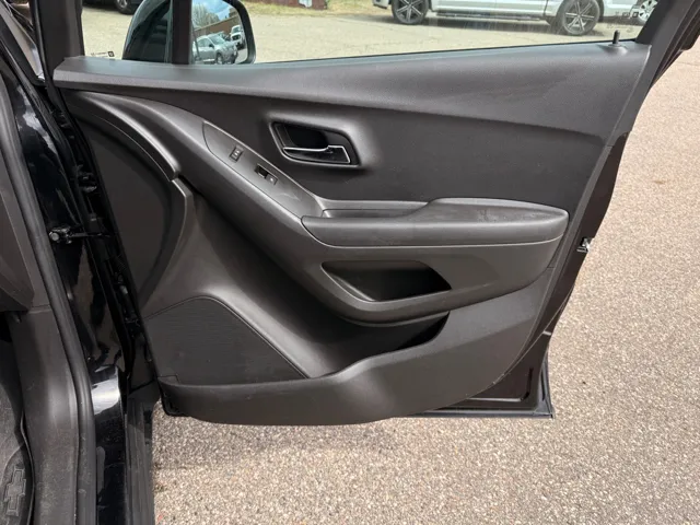 2020 Chevrolet Trax LT - Photo 17