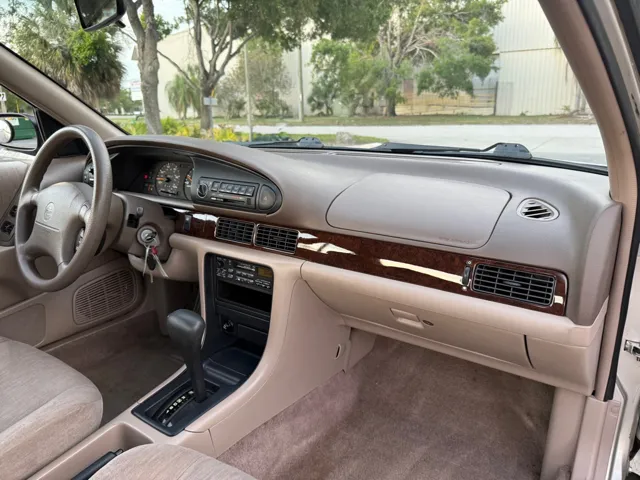 1995 Nissan Altima - Photo 18
