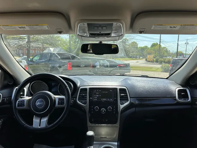 2013 Jeep Grand Cherokee Laredo - Photo 33