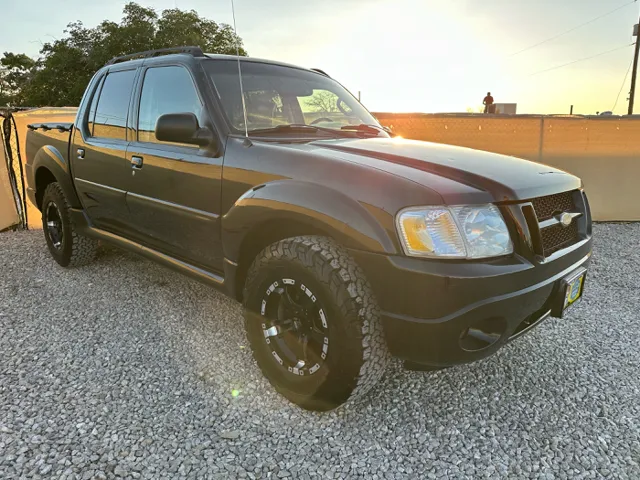 2005 Ford Explorer Sport Trac Adrenalin