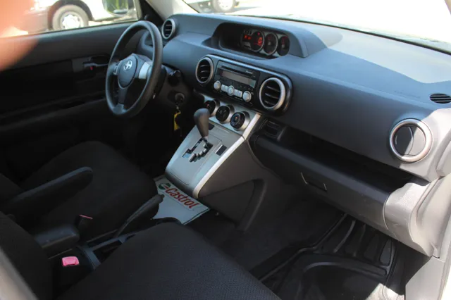 2008 Scion xB photo 21