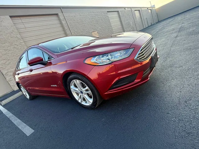 2018 Ford Fusion Hybrid SE