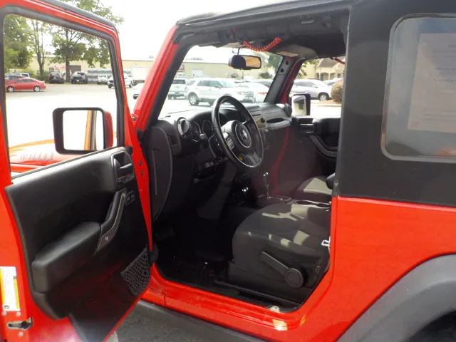 2018 Jeep Wrangler Willys photo 11