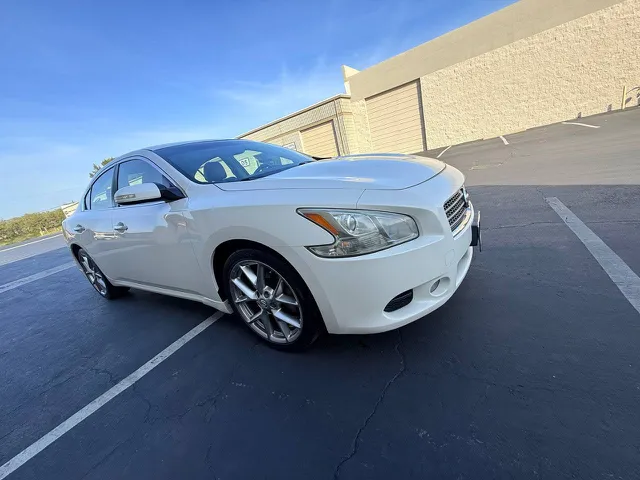 2010 Nissan Maxima SV