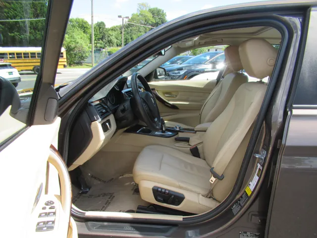 2013 BMW 3 Series 328i - Photo 8