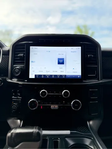 2023 Ford F-150 Raptor - Photo 14