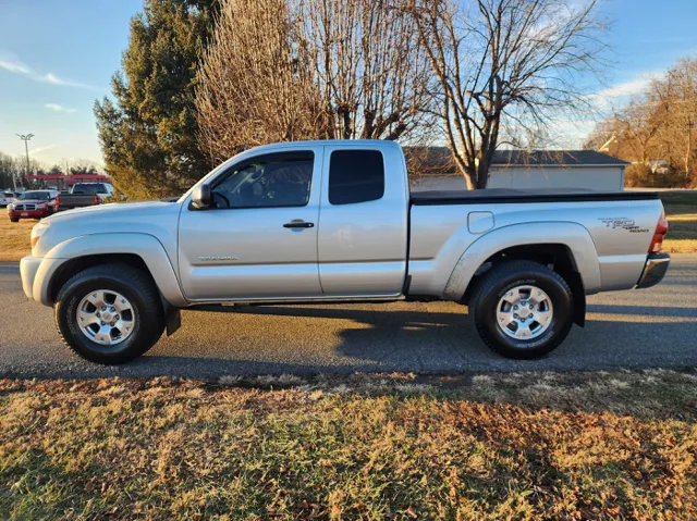 2007 Toyota Tacoma Base's photo