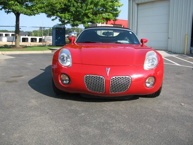 2008 Pontiac Solstice Base - Photo 2
