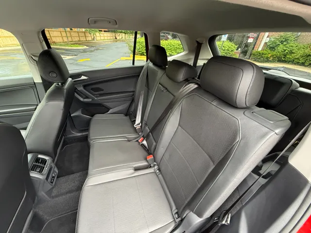 2018 Volkswagen Tiguan SE - Photo 28