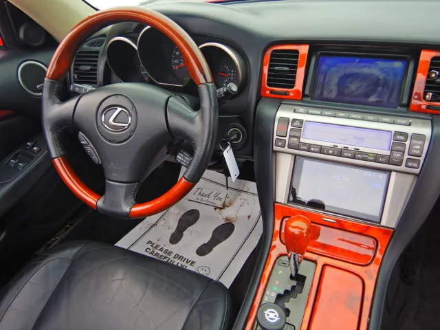 2004 Lexus SC 430 - Photo 17
