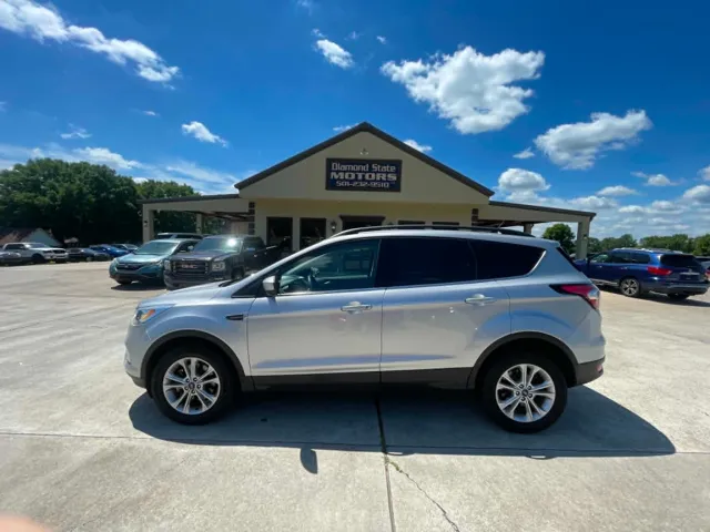 2018 Ford Escape SEL 4WD's photo