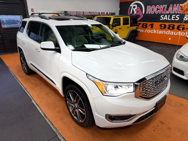 2017 GMC Acadia Denali AWD's photo