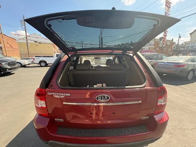 2010 Kia Sportage LX - Photo 6