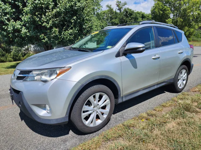 2013 Toyota RAV4 Limited photo 2
