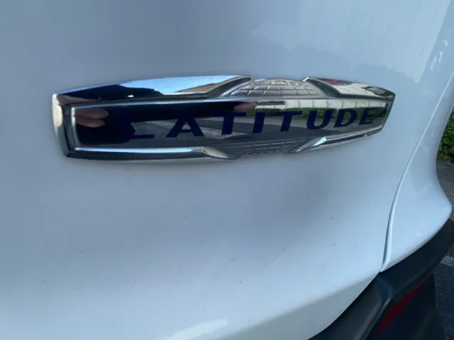 2020 Jeep Cherokee Latitude photo 11