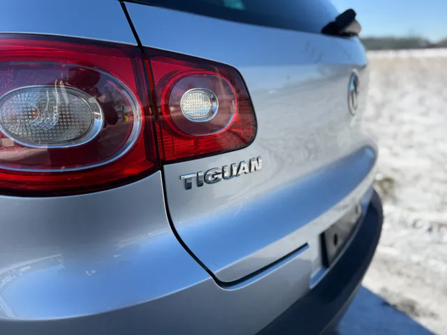 2010 Volkswagen Tiguan SEL - Photo 14