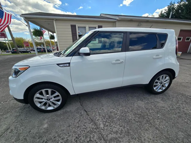 2017 Kia Soul +