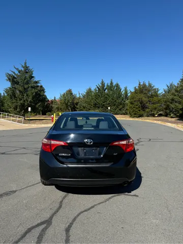 2018 Toyota Corolla LE - Photo 7