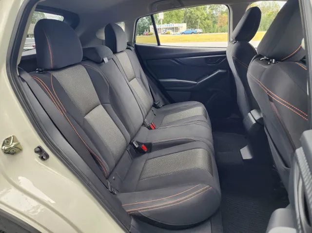 2018 Subaru Crosstrek 2.0i Premium photo 12