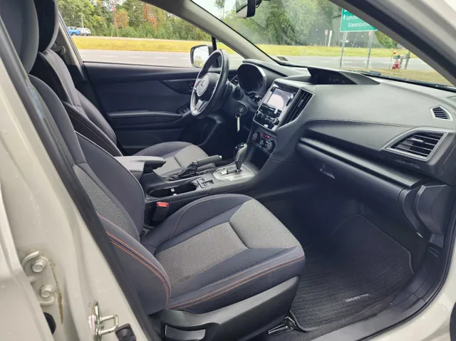 2018 Subaru Crosstrek 2.0i Premium photo 13