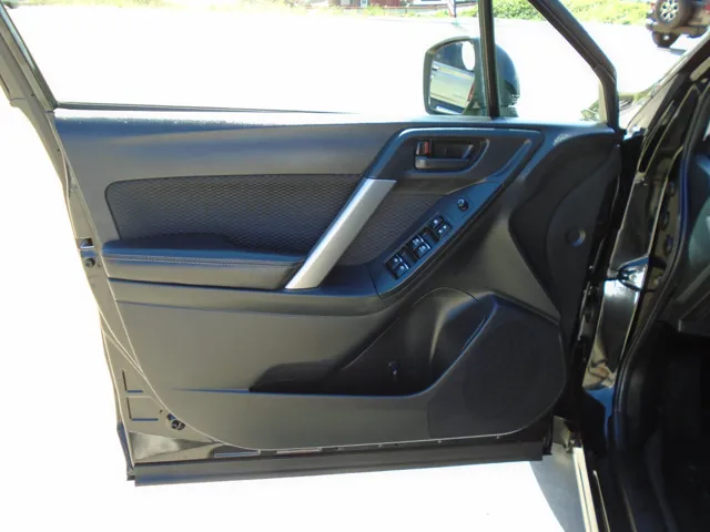 2018 Subaru Forester Premium - Photo 8