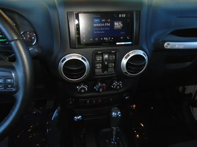 2017 Jeep Wrangler Unlimited Sahara - Photo 68