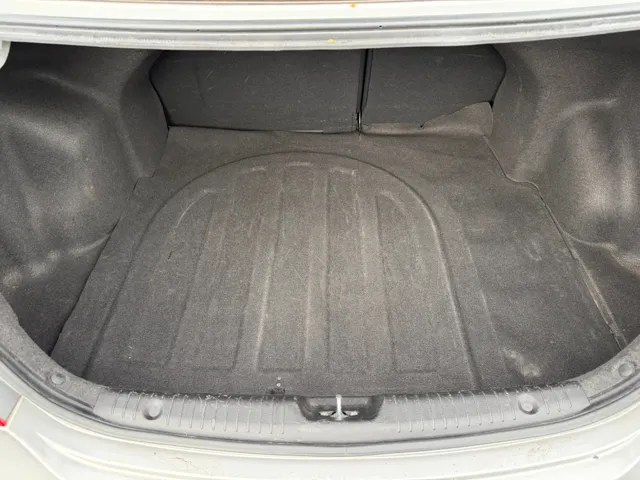 2014 Hyundai Accent GLS - Photo 23