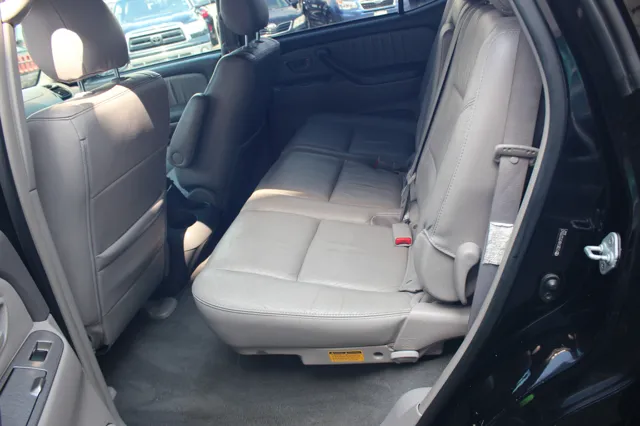 2007 Toyota Sequoia Limited - Photo 13