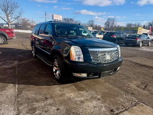 2013 Cadillac Escalade ESV Luxury